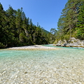 GFK-D800-8624-blue-green-river-Isar-flowing-towards-Scharnitz.jpg