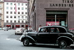 Oldtimer Mercedes-Benz 170S (Bozner Platz, Innsbruck) (327 visits) Oldtimer Mercedes-Benz 170S (Bozner Platz, Innsbruck)
