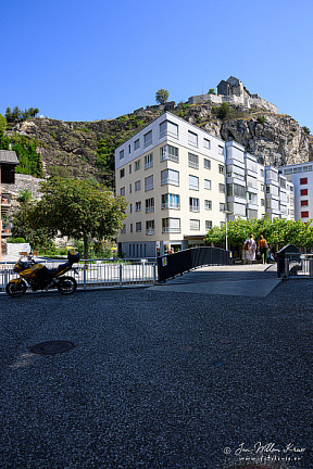 Street scene with on the background Basilique de Valère (522 Besuche) Street scene with on the background Basilique de Valère
