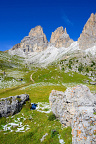 The Langkofel Group (Gruppo del Sassolungo) from the east, with left to right the Grohmannspitze (Punta Grohmann), Fünffingerspitze (Punta Cinquedita), Langkofeleck (Spalone de Sassolungo) and Langkofel (Sasso Lungo) (96 visits) The Langkofel Group (Gruppo del Sassolungo) in the Western Dolomites as seen from the east. From lef... The Langkofel Group (Gruppo del Sassolungo) from the east, with left to right the Grohmannspitze (Punta Grohmann), Fünffingerspitze (Punta Cinquedita), Langkofeleck (Spalone de Sassolungo) and Langkofel (Sasso Lungo)