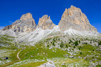 The Langkofel Group (Gruppo del Sassolungo) from the east, with left to right the Grohmannspitze (Punta Grohmann), Fünffingerspitze (Punta Cinquedita), Langkofeleck  (Spalone de Sassolungo) and Langkofel (Sasso Lungo)