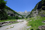 Trail into Cirque du Fer-à-Cheval